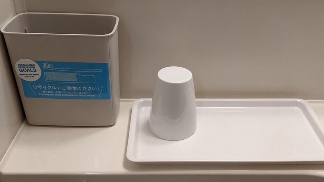 Toyoko Inn Osaka Hankyu Juso-Eki Nishi-Guchi No.2 Екстер'єр фото